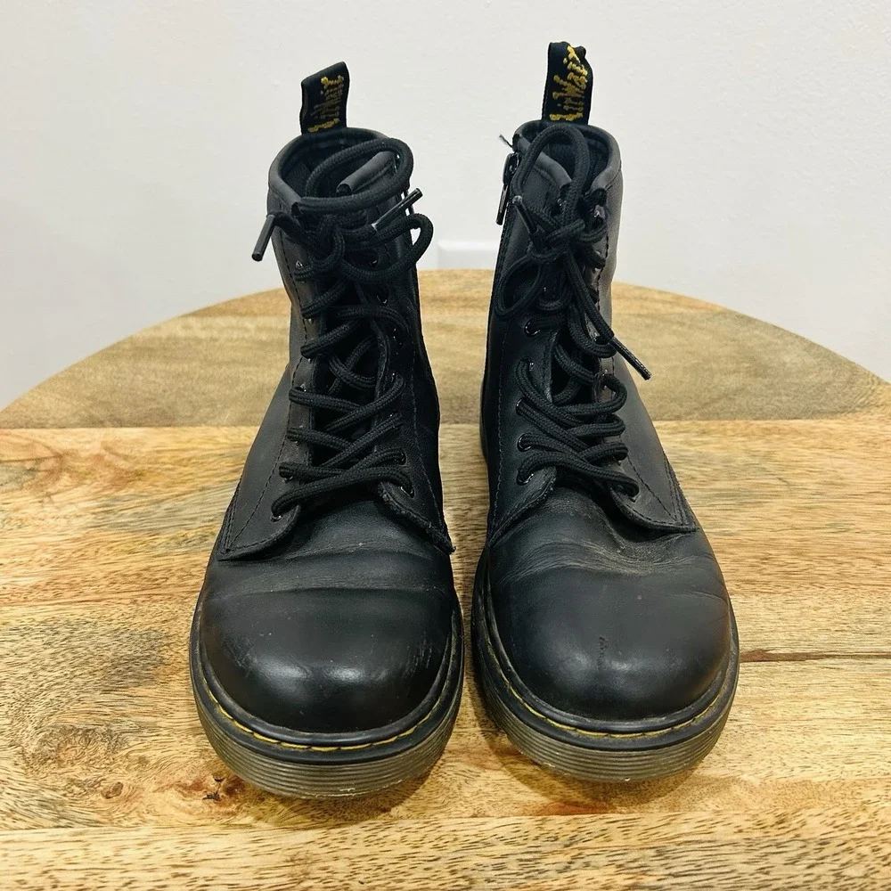 Dr Doc Martens Big Kids Youth Sz 4 Black Leather Combat Boots 1460 J UK 3 EU 36